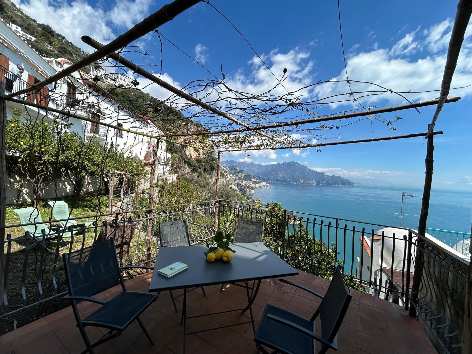 Amalfi 51 Con Vista Mare, Giardino E Terrazze Conca dei Marini Exterior foto